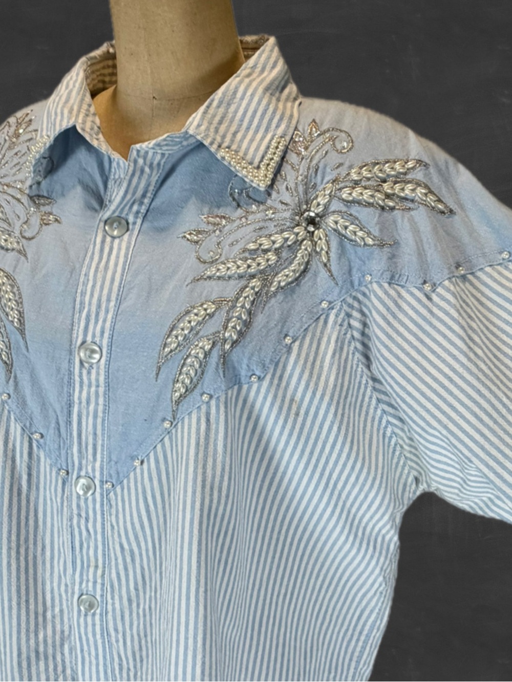 VINTAGE 80s western bling show shirt beaded floral pinstripe cotton dolman blue